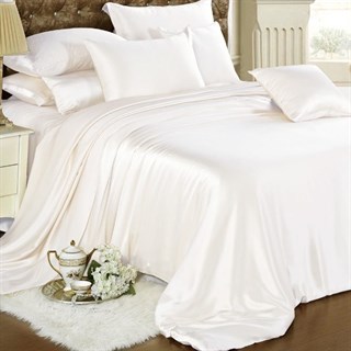 Шелковое постельное белье White евромакси
