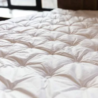 GRASS TOPPER SILK 90x200 Наматрасник шелковый всесезонный G-890