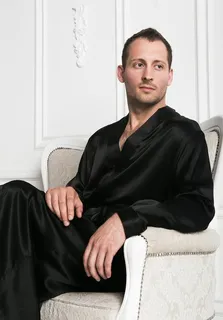 BLACK PREMIUM / ЧЕРНЫЙ ПРЕМИУМ XL (50-52) Мужской шелковый халат, 100% Mulberry MRBL200XL